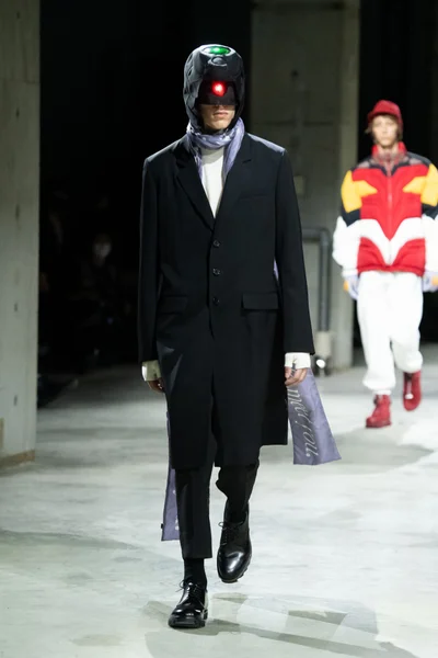 Look 20